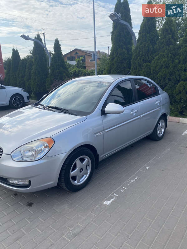 Седан Hyundai Accent 2008 в Виннице