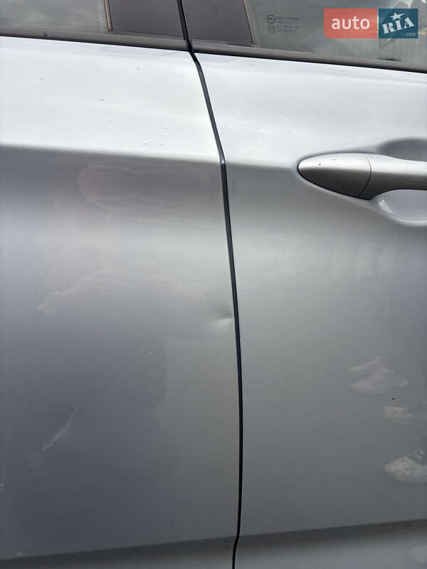 Седан Hyundai Accent 2012 в Киеве