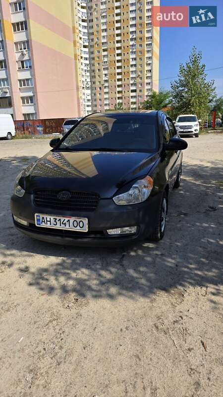 Hyundai Accent 2008