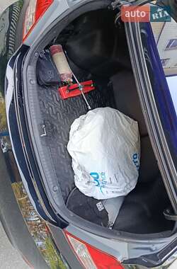 Седан Hyundai Accent 2013 в 