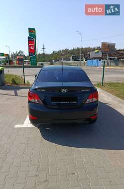Седан Hyundai Accent 2013 в 