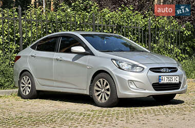 Седан Hyundai Accent 2012 в 