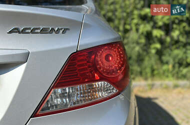 Седан Hyundai Accent 2012 в 