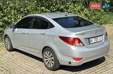 Седан Hyundai Accent 2012 в 