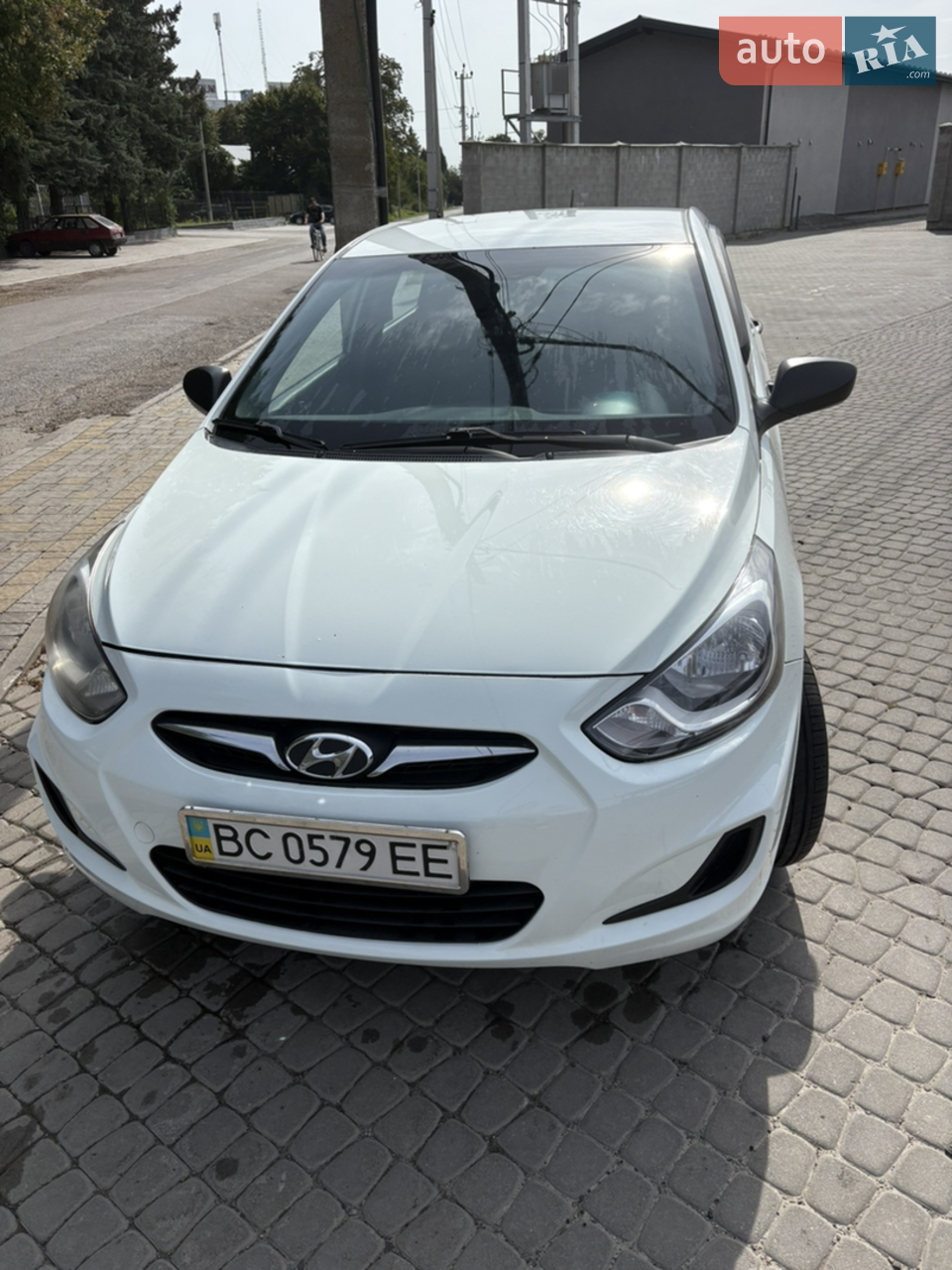 2012 Hyundai Accent - мініатюра 17