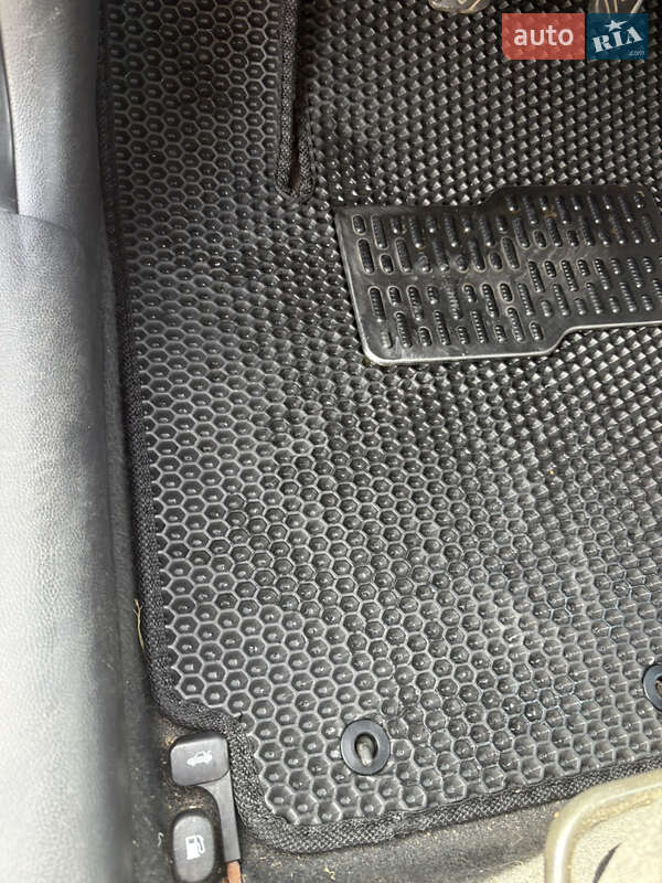 Седан Hyundai Accent 2013 в Львові