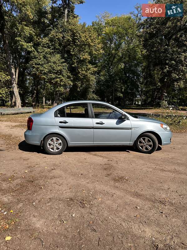 Седан Hyundai Accent 2008 в Чернигове