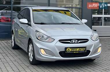 Hyundai Accent 2011