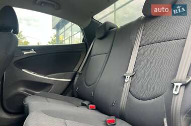 Седан Hyundai Accent 2011 в 