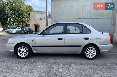 Седан Hyundai Accent 2000 в 