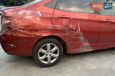 Седан Hyundai Accent 2013 в 