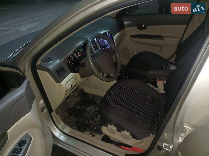 Седан Hyundai Accent 2008 в Полтаві