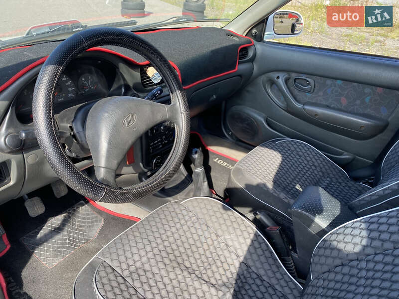 Седан Hyundai Accent 1997 в Харкові