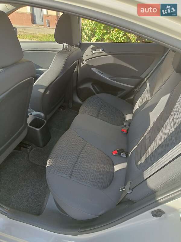 Седан Hyundai Accent 2015 в Харькове фото 9 Седан Hyundai Accent 2015 в Харькове