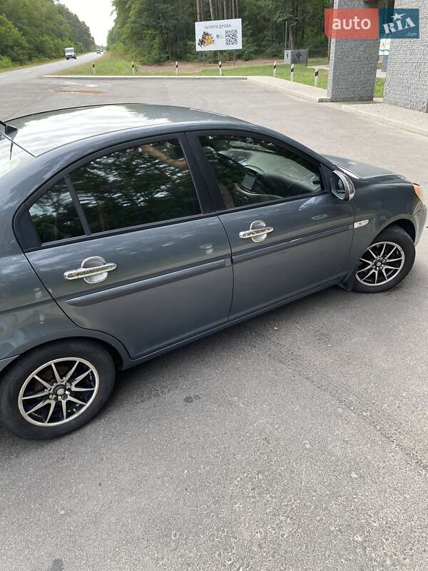 Седан Hyundai Accent 2008 в Иршанске