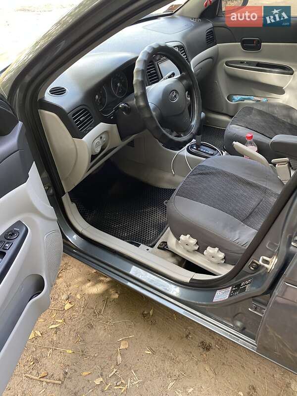 Седан Hyundai Accent 2008 в Иршанске