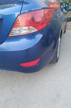 Седан Hyundai Accent 2011 в 