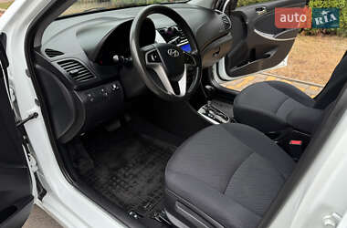 Седан Hyundai Accent 2012 в 