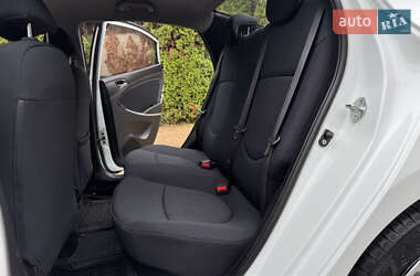 Седан Hyundai Accent 2012 в 