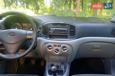 Hyundai Accent 2008