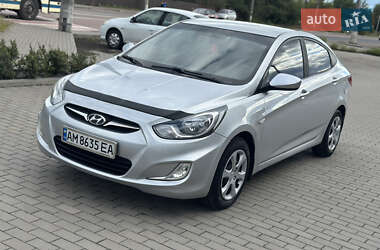 Седан Hyundai Accent 2011 в Житомире