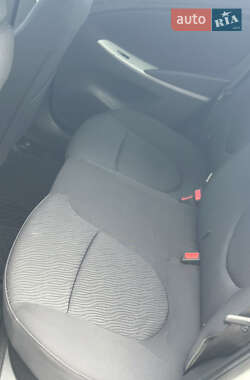 Седан Hyundai Accent 2011 в 