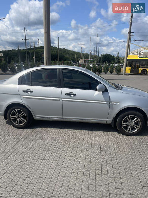 Седан Hyundai Accent 2008 в Полтаве