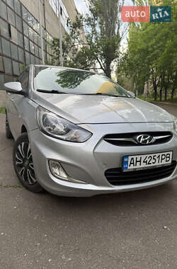 Седан Hyundai Accent 2011 в Харькове