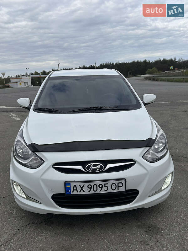 Седан Hyundai Accent 2011 в Харькове