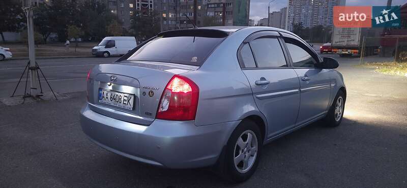Седан Hyundai Accent 2007 в Киеве