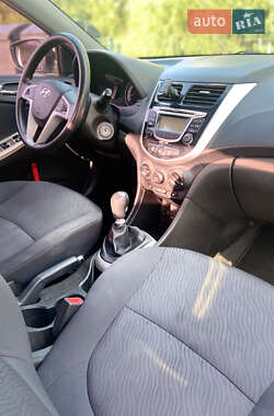 Седан Hyundai Accent 2012 в Києві