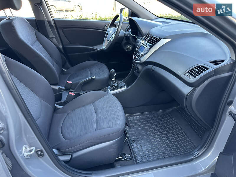 Седан Hyundai Accent 2019 в Киеве