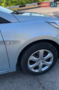 Седан Hyundai Accent 2012 в 