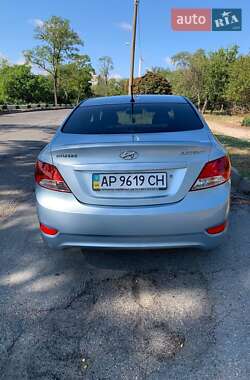 Седан Hyundai Accent 2012 в 