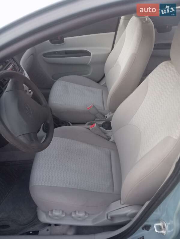 Седан Hyundai Accent 2008 в Львове