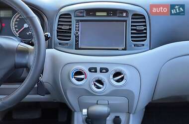 Седан Hyundai Accent 2008 в 