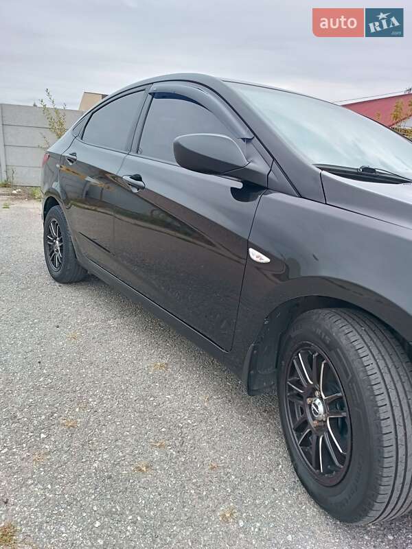 Седан Hyundai Accent 2013 в Виннице фото 15 Седан Hyundai Accent 2013 в Виннице