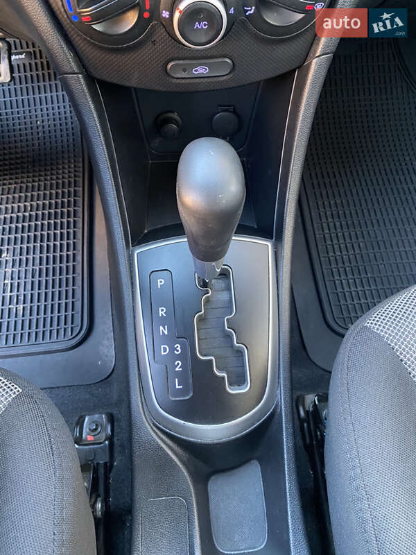 Седан Hyundai Accent 2011 в Мукачево
