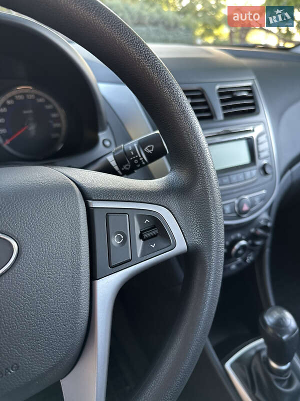 Седан Hyundai Accent 2016 в Одессе