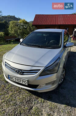 Седан Hyundai Accent 2012 в Львові