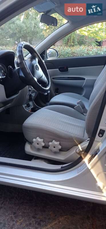 Седан Hyundai Accent 2009 в Чорноморську