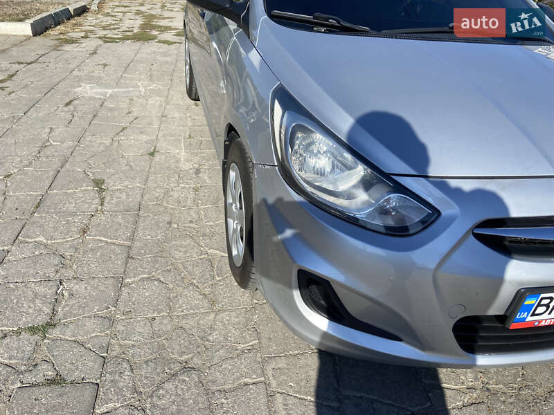 Седан Hyundai Accent 2014 в Чорноморську фото 3 Седан Hyundai Accent 2014 в Чорноморську