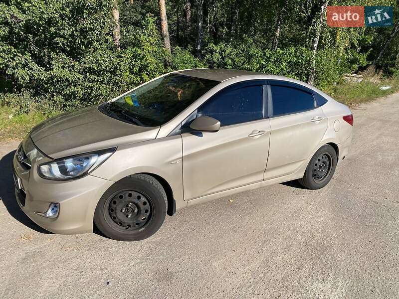 Седан Hyundai Accent 2012 в Києві