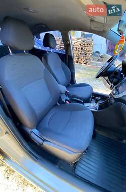 Седан Hyundai Accent 2012 в 