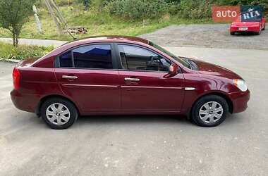 Седан Hyundai Accent 2010 в 
