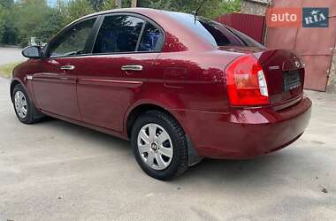 Седан Hyundai Accent 2010 в 