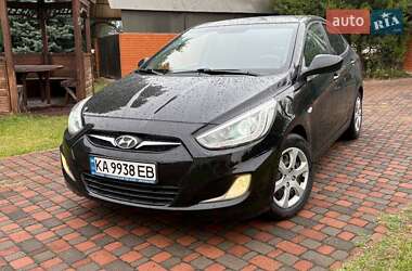 Седан Hyundai Accent 2013 в Киеве