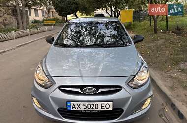 Седан Hyundai Accent 2011 в 