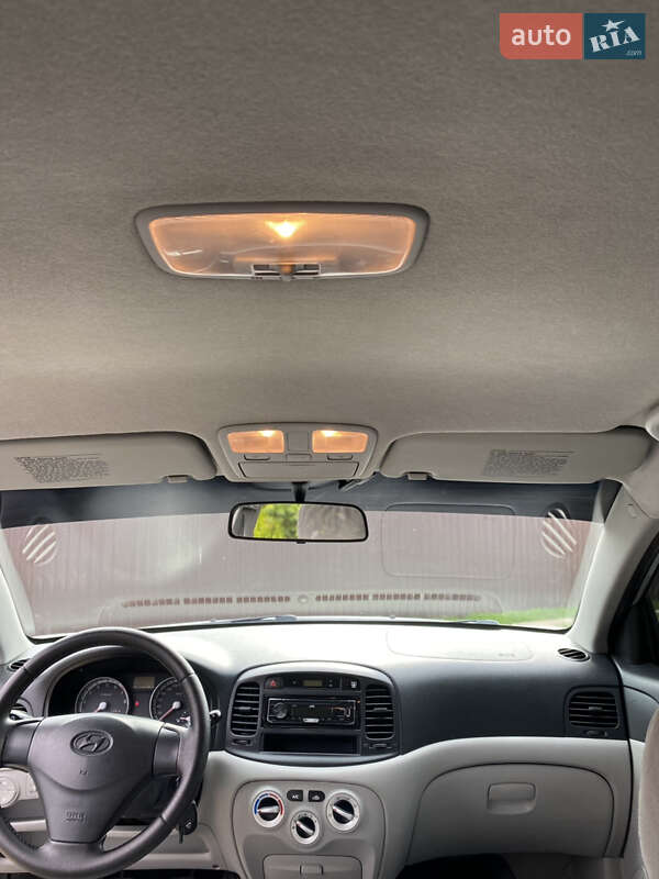 Седан Hyundai Accent 2008 в Конотопе