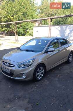 Седан Hyundai Accent 2012 в Николаеве